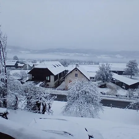 Apartament Rickies Aifersdorf